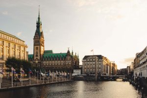 SAGA Hamburg: Wie kommt man an die günstige Wohnung?